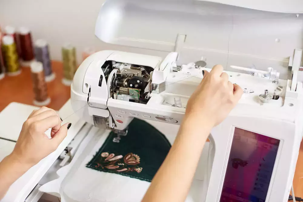 How To Change A Needle On A Sewing Machine Like A Pro