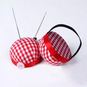 10pcs Strawberry Pin Cushion Needle Cushions Sewing Needle Holder Sewing  Tool 