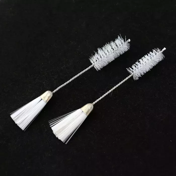 KUJOBUY Bundle of 2 Pieces Double Ended Sewing Machine Cleaning Brush White Color Multi Functional Dust Cleaner - Quilting Remover Staple Double Applicator